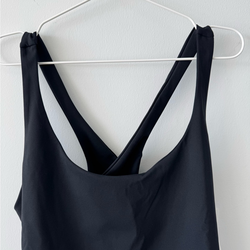 SPANX Contour Crossback Shelf Tank - Picture 4 of 6